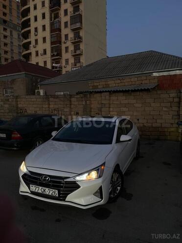 Hyundai Elantra 2019, 220,000 km - 2.0 l - Bakı