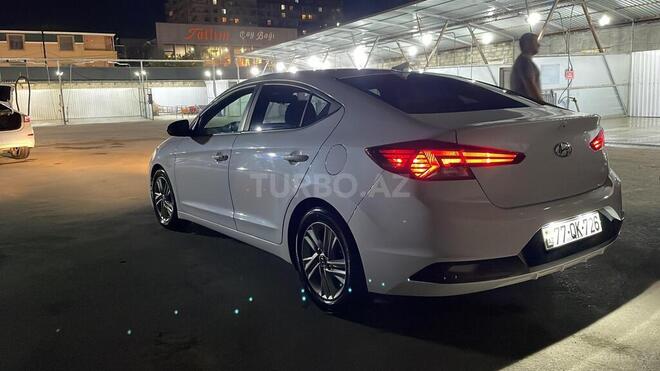 Hyundai Elantra 2019, 220,000 km - 2.0 l - Bakı