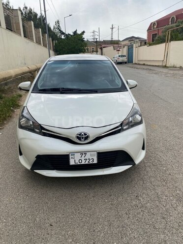 Toyota Vitz 2015, 110,000 km - 1.3 л - Bakı