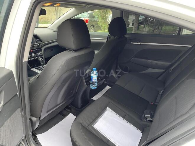 Hyundai Elantra 2019, 220,000 km - 2.0 l - Bakı