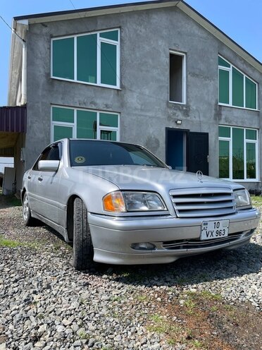 Mercedes C 280 1997, 395,000 km - 2.8 l - Masallı