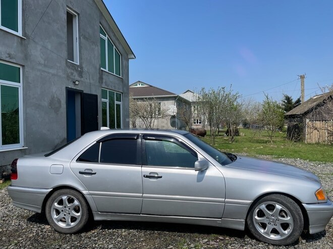 Mercedes C 280 1997, 395,000 km - 2.8 l - Masallı