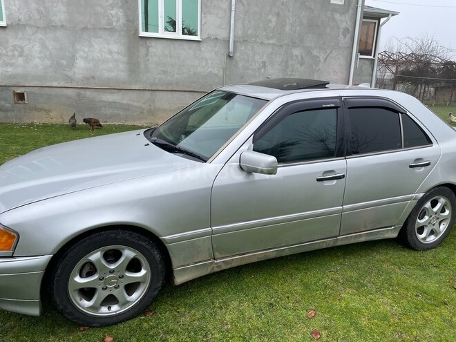 Mercedes C 280 1997, 395,000 km - 2.8 l - Masallı