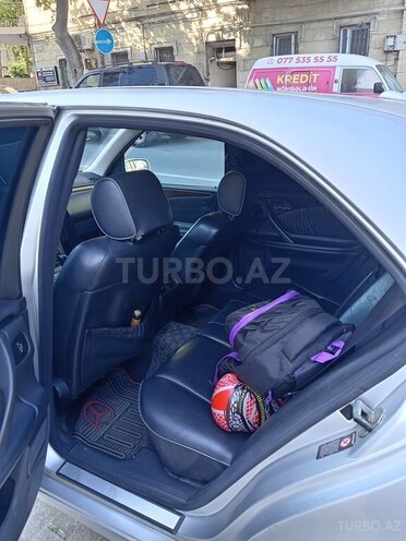 Mercedes E 320 2001, 280,000 km - 3.2 l - Bakı