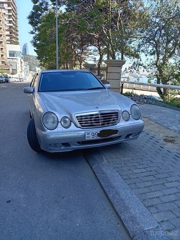 Mercedes E 320 2001, 280,000 km - 3.2 l - Bakı