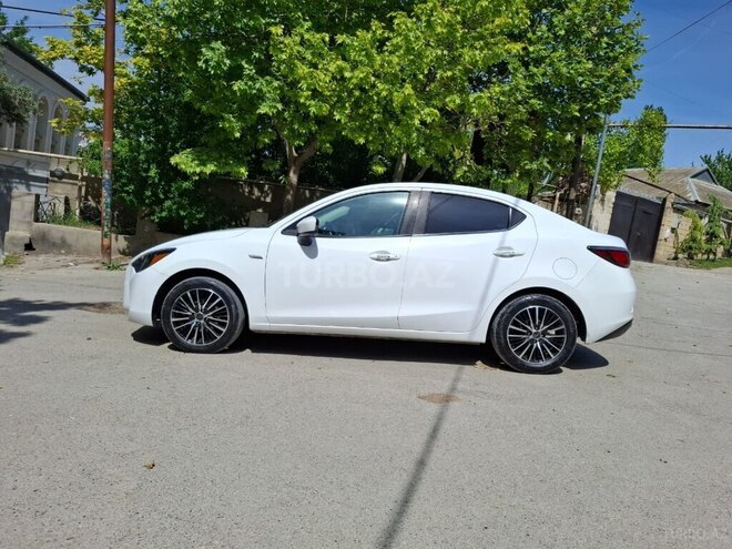 Toyota Yaris iA 2018, 270,000 km - 1.5 л - Bakı