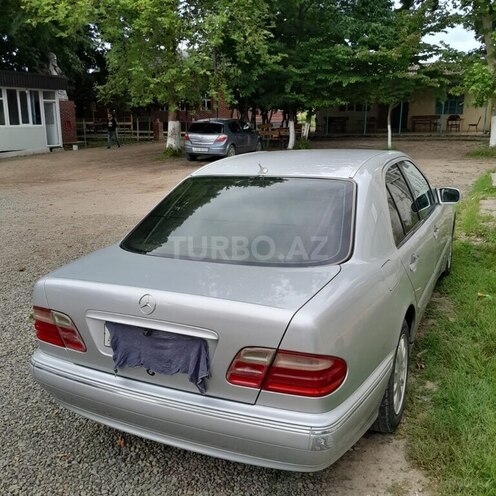 Mercedes C 200 2000, 380,000 km - 2.0 л - Lənkəran