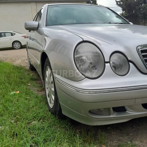 Mercedes C 200 2000, 380,000 km - 2.0 л - Lənkəran