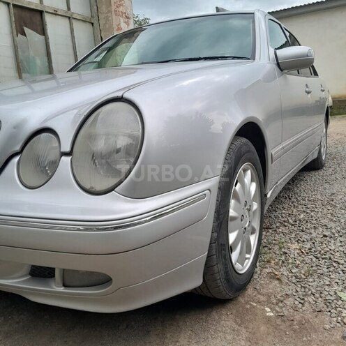 Mercedes C 200 2000, 380,000 km - 2.0 л - Lənkəran
