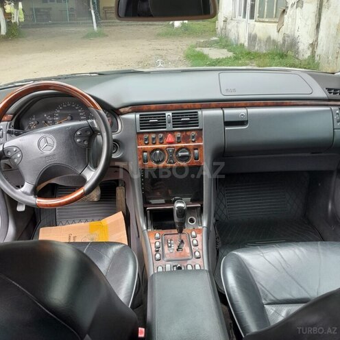 Mercedes C 200 2000, 380,000 km - 2.0 л - Lənkəran