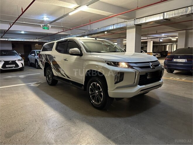 Mitsubishi L200 2023, 51,000 km - 2.4 l - Bakı