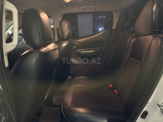 Mitsubishi L200 2023, 51,000 km - 2.4 l - Bakı