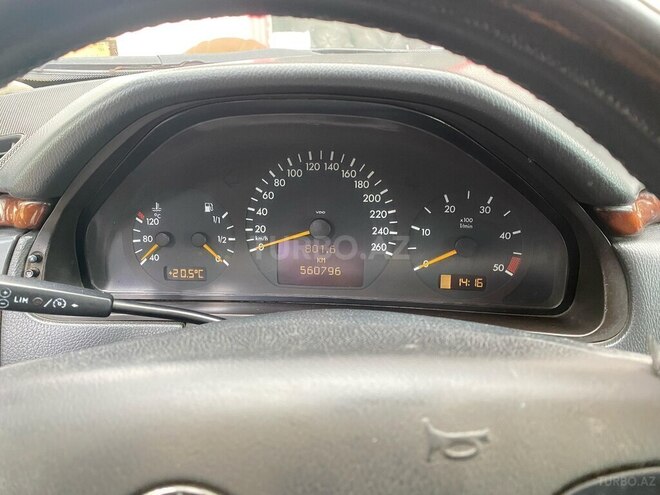 Mercedes E 270 2000, 560,000 km - 2.7 l - Kürdəmir