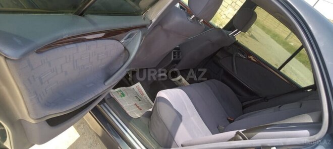 Mercedes E 220 d 2000, 400,000 km - 2.2 l - Bakı