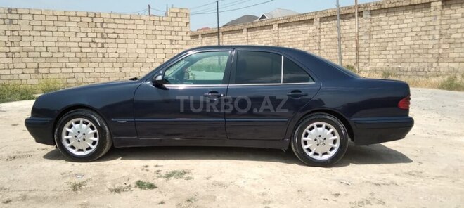 Mercedes E 220 d 2000, 400,000 km - 2.2 l - Bakı