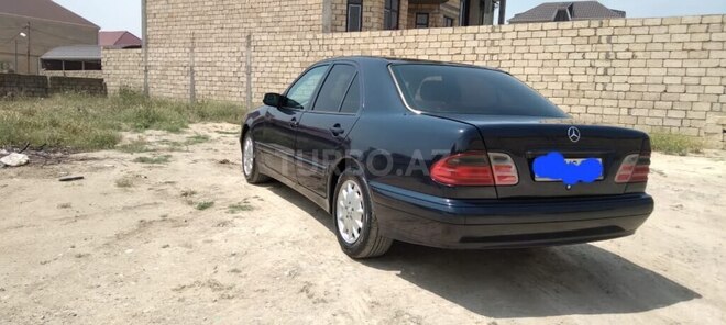 Mercedes E 220 d 2000, 400,000 km - 2.2 l - Bakı
