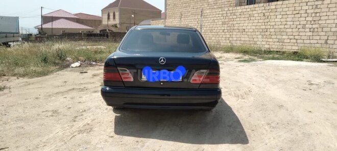 Mercedes E 220 d 2000, 400,000 km - 2.2 l - Bakı