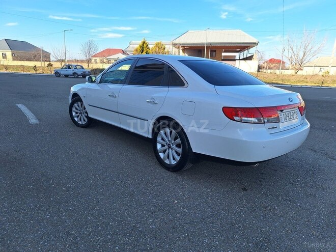 Hyundai Grandeur-4