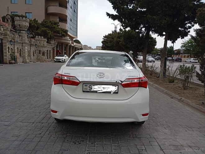 Toyota Corolla 2015, 157,000 km - 1.6 l - Bakı