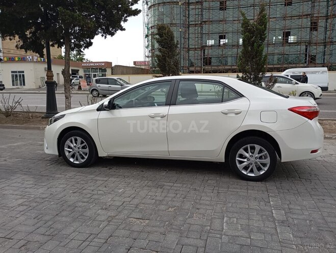Toyota Corolla 2015, 157,000 km - 1.6 l - Bakı