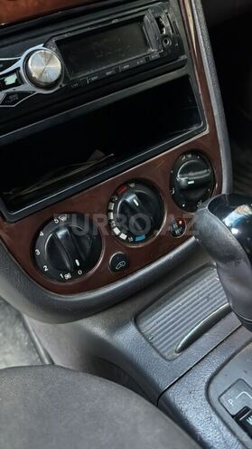Mercedes A 160 2002, 300,964 km - 1.6 л - Bakı