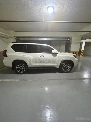 Toyota Land Cruiser Prado 2022, 23,000 km - 2.7 л - Bakı