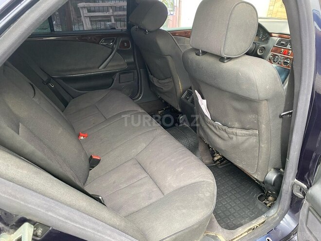 Mercedes E 270 2000, 560,000 km - 2.7 l - Kürdəmir