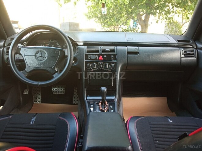 Mercedes E 230 1996, 255,362 km - 2.3 l - Bakı