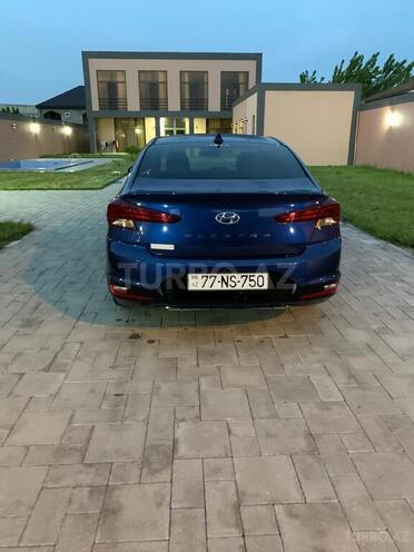 Hyundai Elantra 2018, 164,153 km - 2.0 l - Bakı