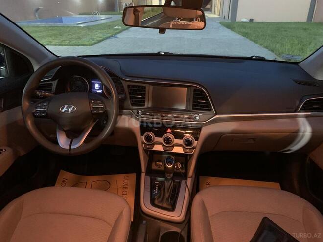 Hyundai Elantra 2018, 164,153 km - 2.0 l - Bakı