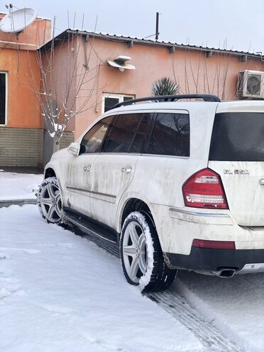 Mercedes GL 450 4MATIC 2007, 203,000 km - 4.7 l - Bakı