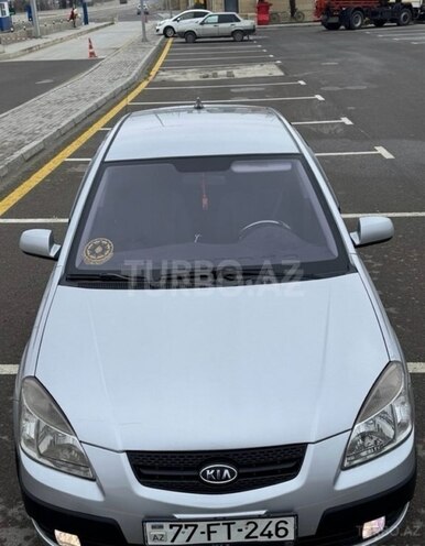 Kia Rio 2009, 200,000 km - 1.4 l - Qusar