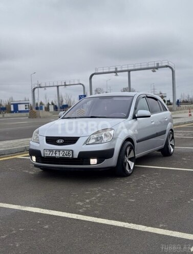 Kia Rio 2009, 200,000 km - 1.4 l - Qusar