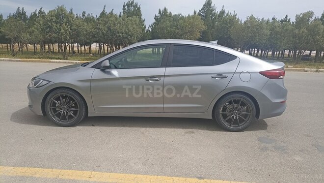 Hyundai Elantra 2016, 193,121 km - 2.0 l - Bakı
