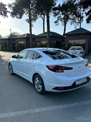 Hyundai Elantra 2019, 128,748 km - 2.0 l - Bakı