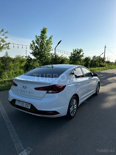 Hyundai Elantra 2019, 128,748 km - 2.0 l - Bakı