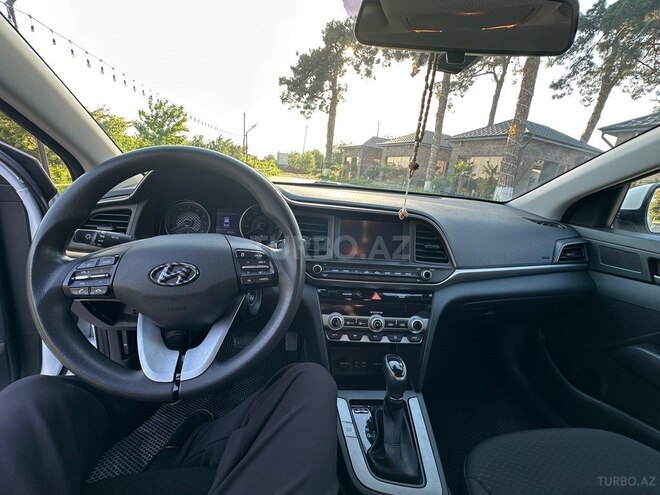 Hyundai Elantra 2019, 128,748 km - 2.0 l - Bakı