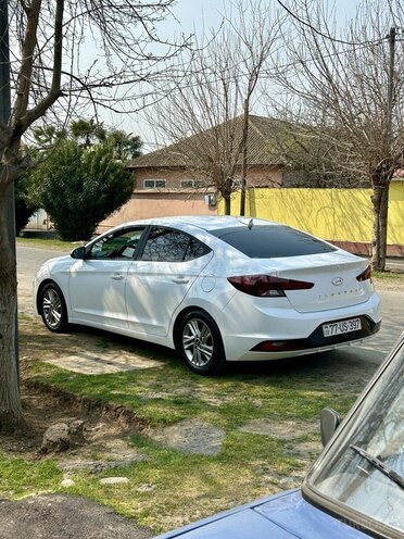 Hyundai Elantra 2019, 128,748 km - 2.0 l - Bakı