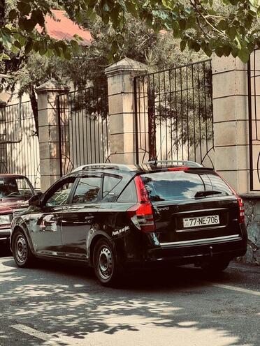 Kia Ceed 2008, 240,000 km - 1.6 л - Bakı