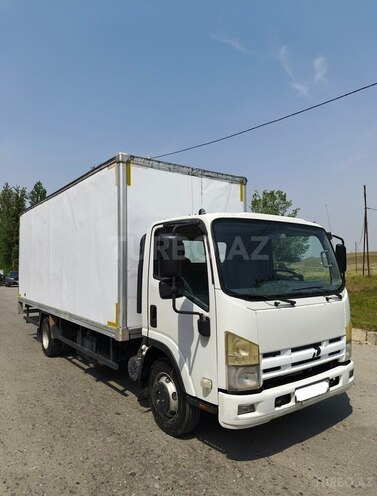 Isuzu  2015, 393,300 km - 5.2 l - Bakı