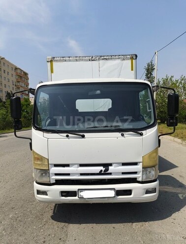 Isuzu  2015, 393,300 km - 5.2 l - Bakı