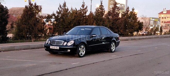 Mercedes E 270 2003, 352,230 km - 2.7 l - Quba