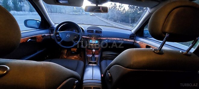 Mercedes E 270 2003, 352,230 km - 2.7 l - Quba