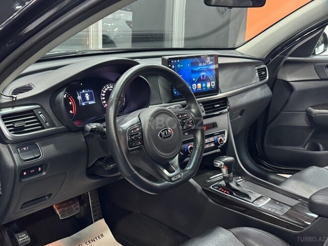 Kia K5-12