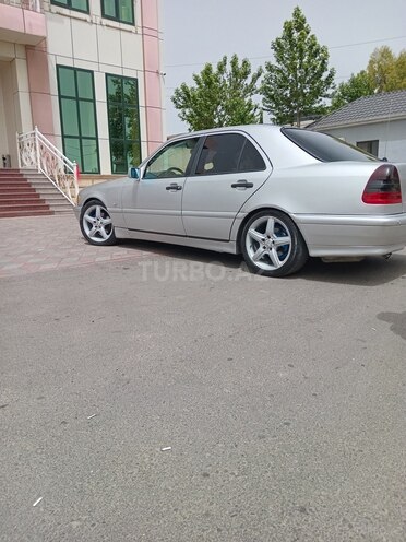 Mercedes C 220 d 1998, 485,316 km - 2.2 l - Biləsuvar