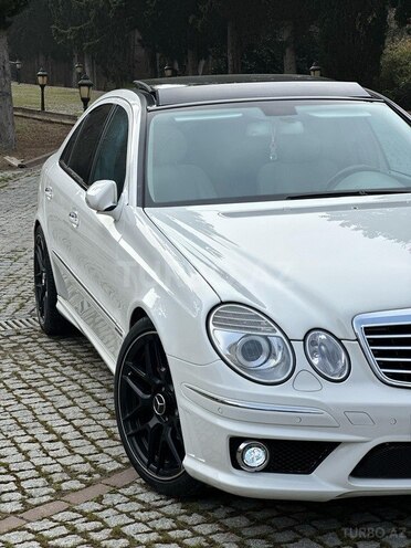 Mercedes E 240 2005, 310,000 km - 2.6 l - Bakı