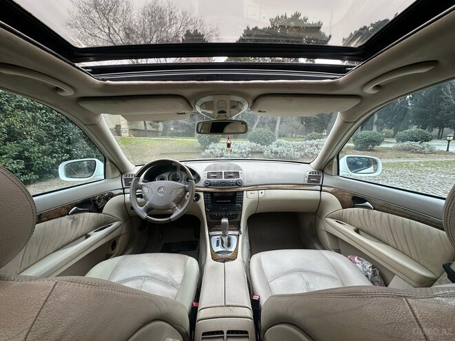 Mercedes E 240 2005, 310,000 km - 2.6 l - Bakı