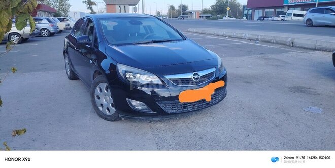 Opel Astra 2011, 295,000 km - 1.7 л - Bərdə