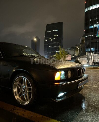 BMW 520 1993, 262,351 km - 2.0 l - Bakı