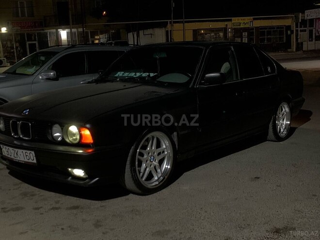 BMW 520 1993, 262,351 km - 2.0 l - Bakı